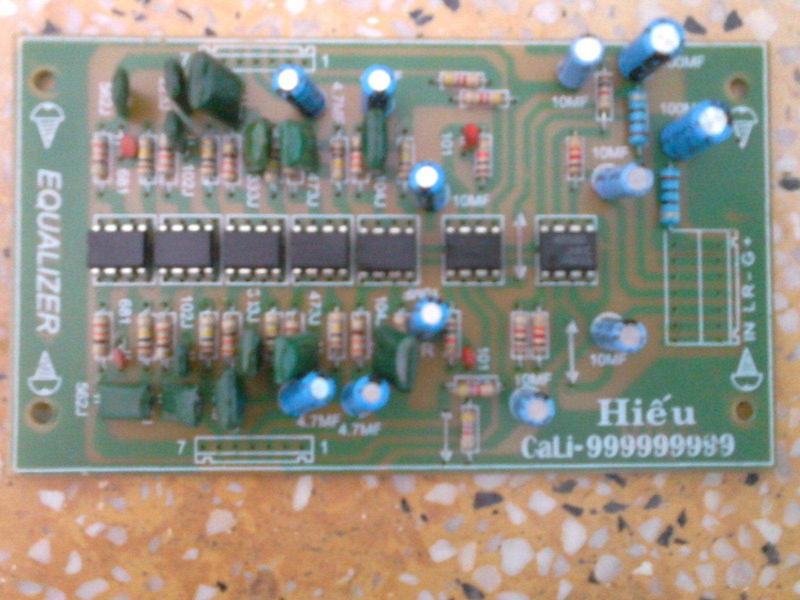 xin hỏi ngõ out của equalizer