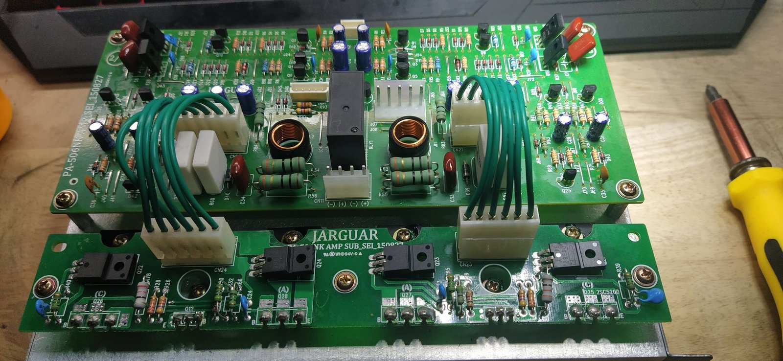 Amply Jarguar pa-506n model năm 2019 bị hú micro dù giảm hết echo reverb.